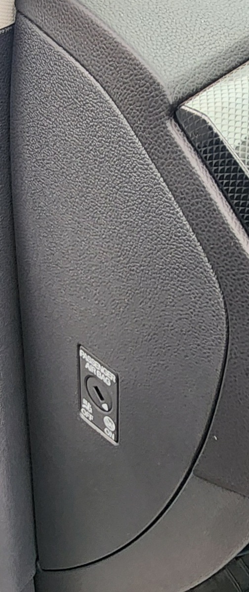 T-CROSS LEFT DASH COVER