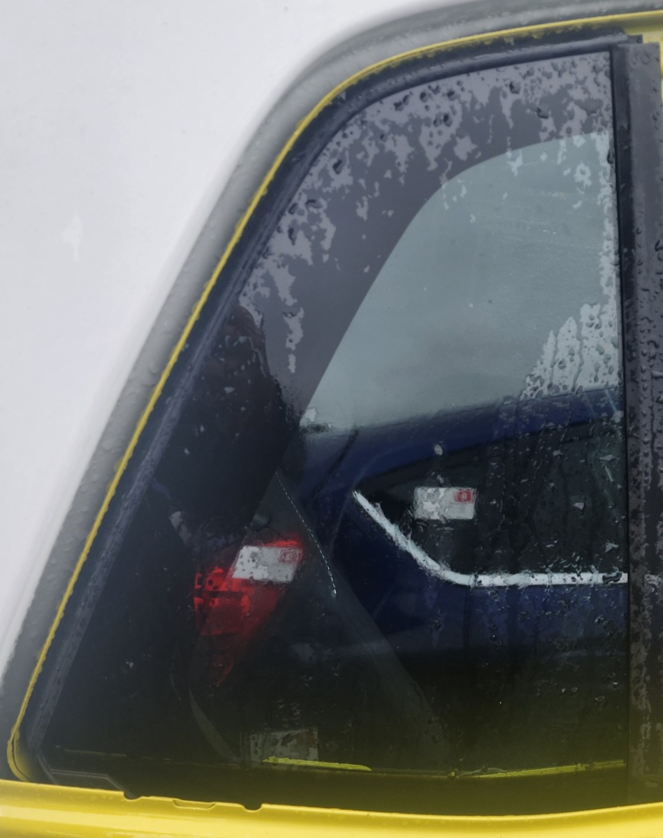 T-CROSS RIGHT REAR QUARTER VENT