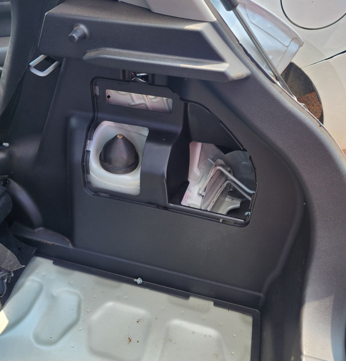 SWIFT RIGHT BOOT PANEL