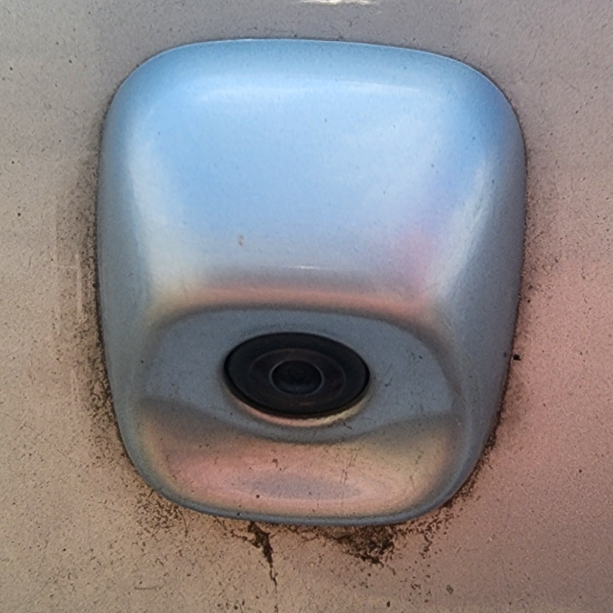 SWIFT REVERSE CAMERA