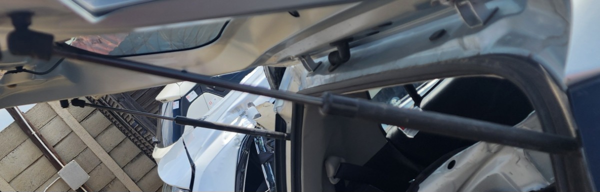 SWIFT RIGHT BOOT SHOCK