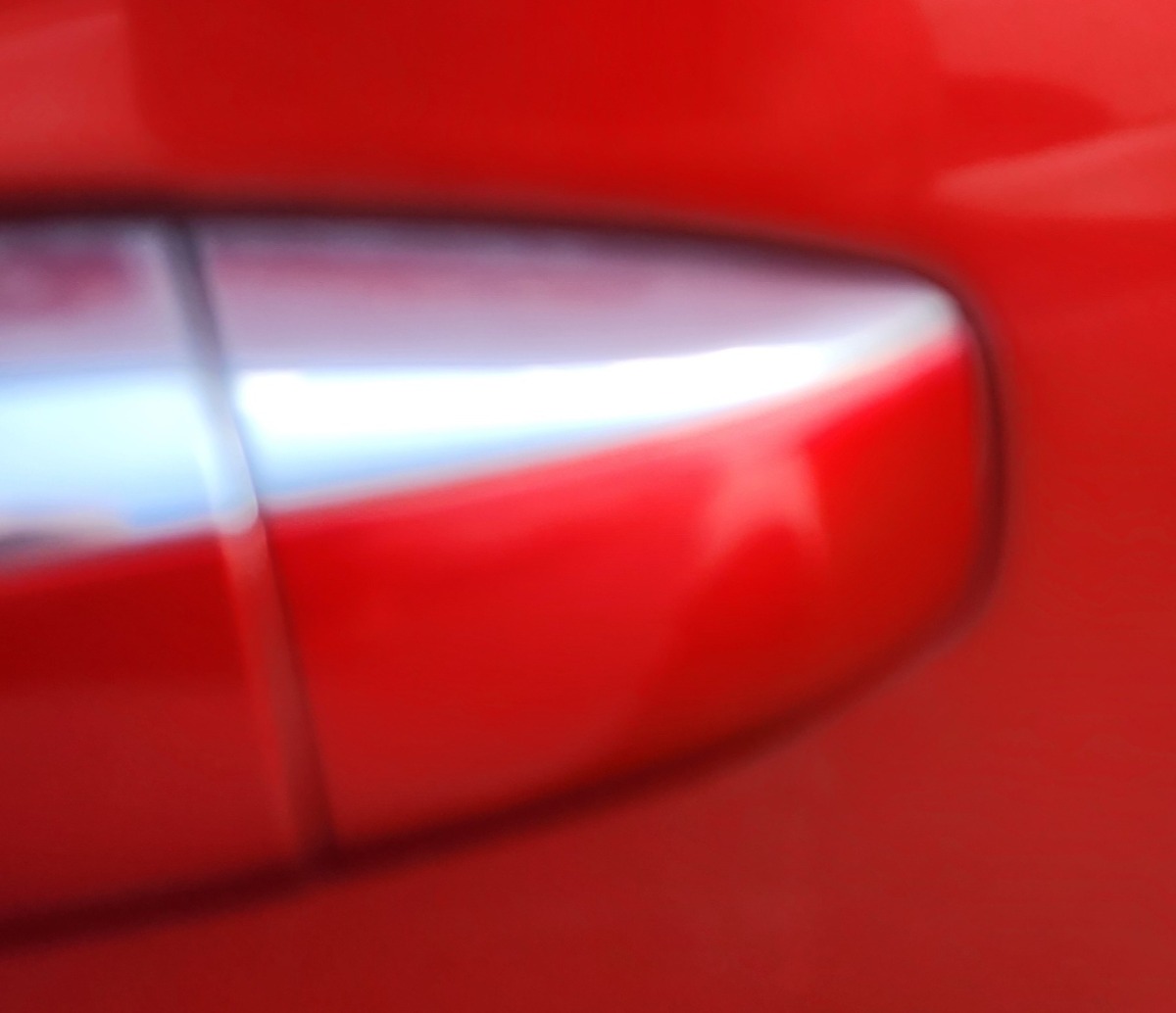 MEGANE LEFT REAR HANDLE END PIECE