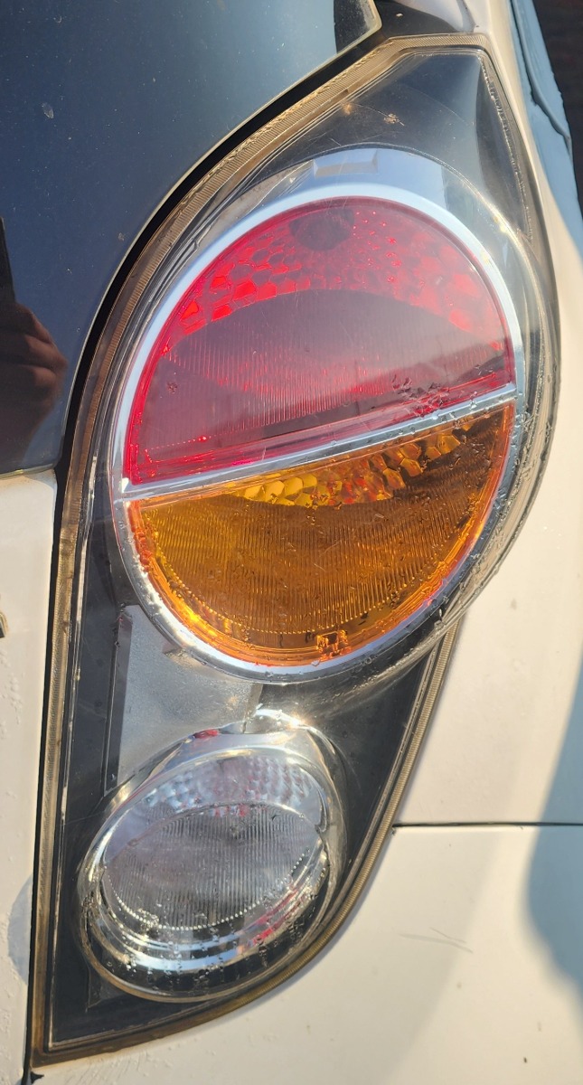 SPARK RIGHT TAILLIGHT
