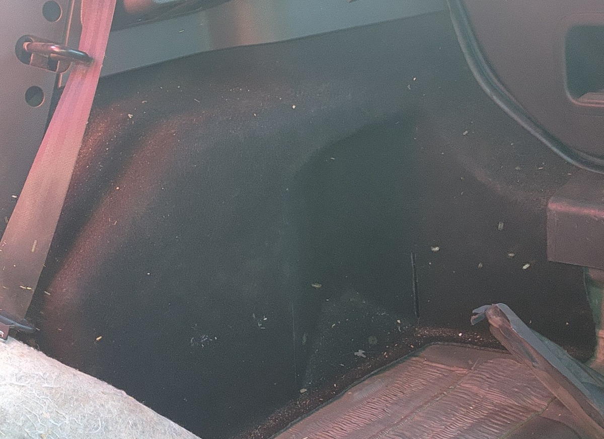FIESTA MK4 RIGHT REAR BOOT COVER