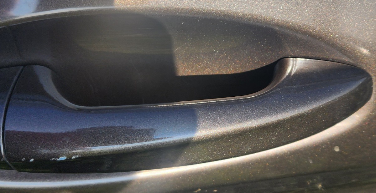 W253 RIGHT FRONT HANDLE