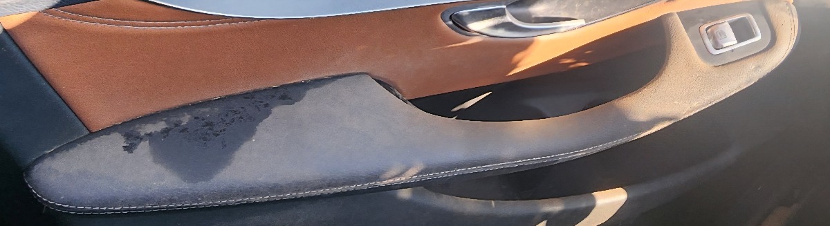 W253 LEFT FRONT DOOR PANEL ARM REST
