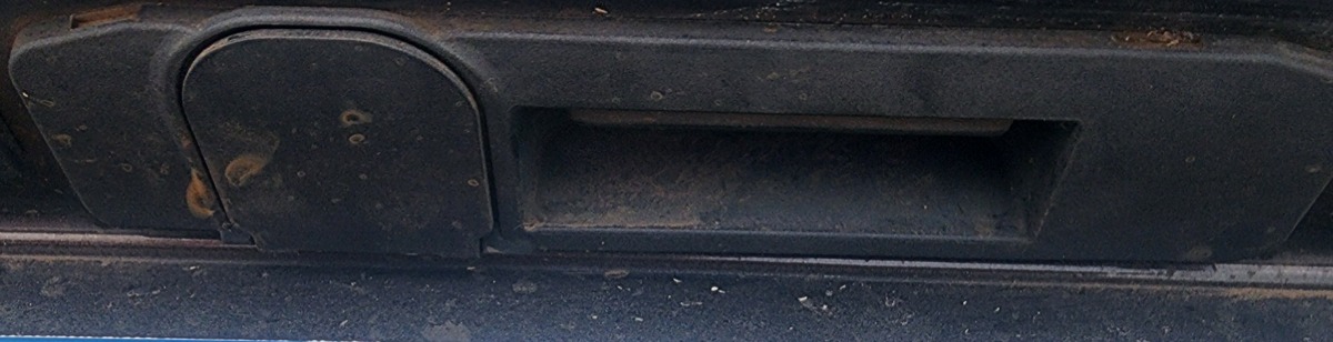 W253 TAILGATE OPEN SWITCH