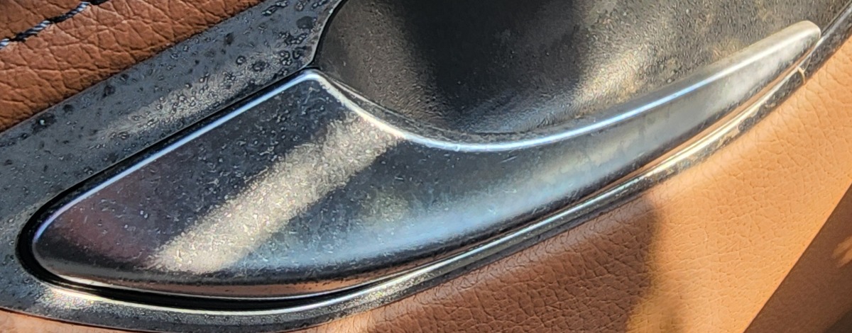 W253 LEFT FRONT INNER HANDLE