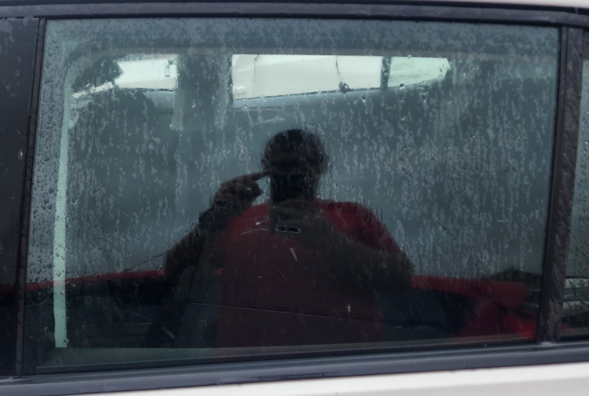 T-CROSS LEFT REAR DOOR GLASS