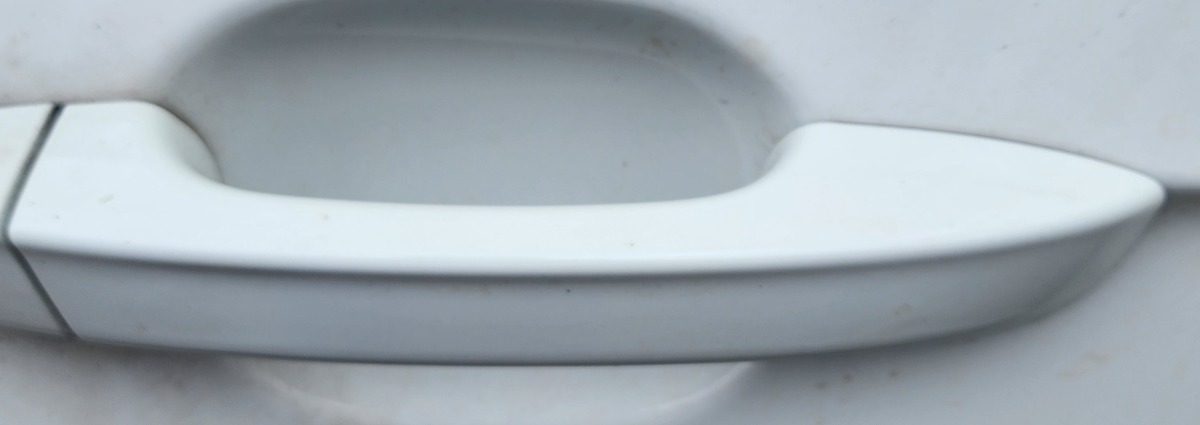 T-CROSS RIGHT FRONT HANDLE