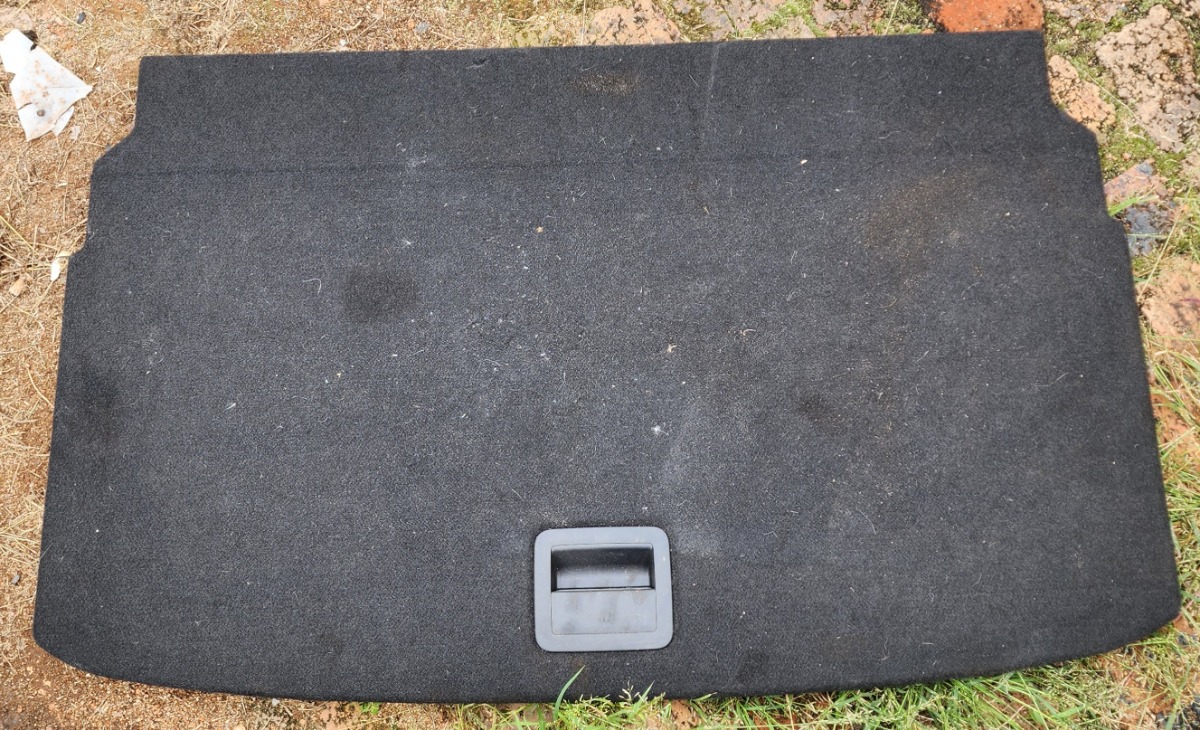 T-CROSS BOOT FLOOR