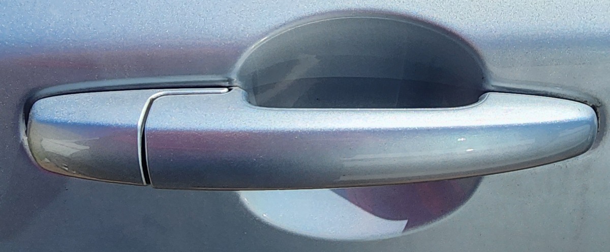 SWIFT RIGHT REAR HANDLE