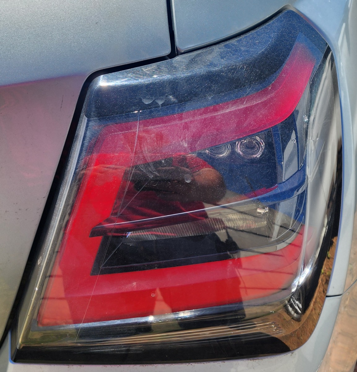 SWIFT RIGHT TAILLIGHT