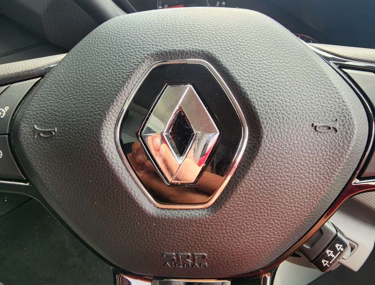 TRAFFIC STEERING AIRBAG