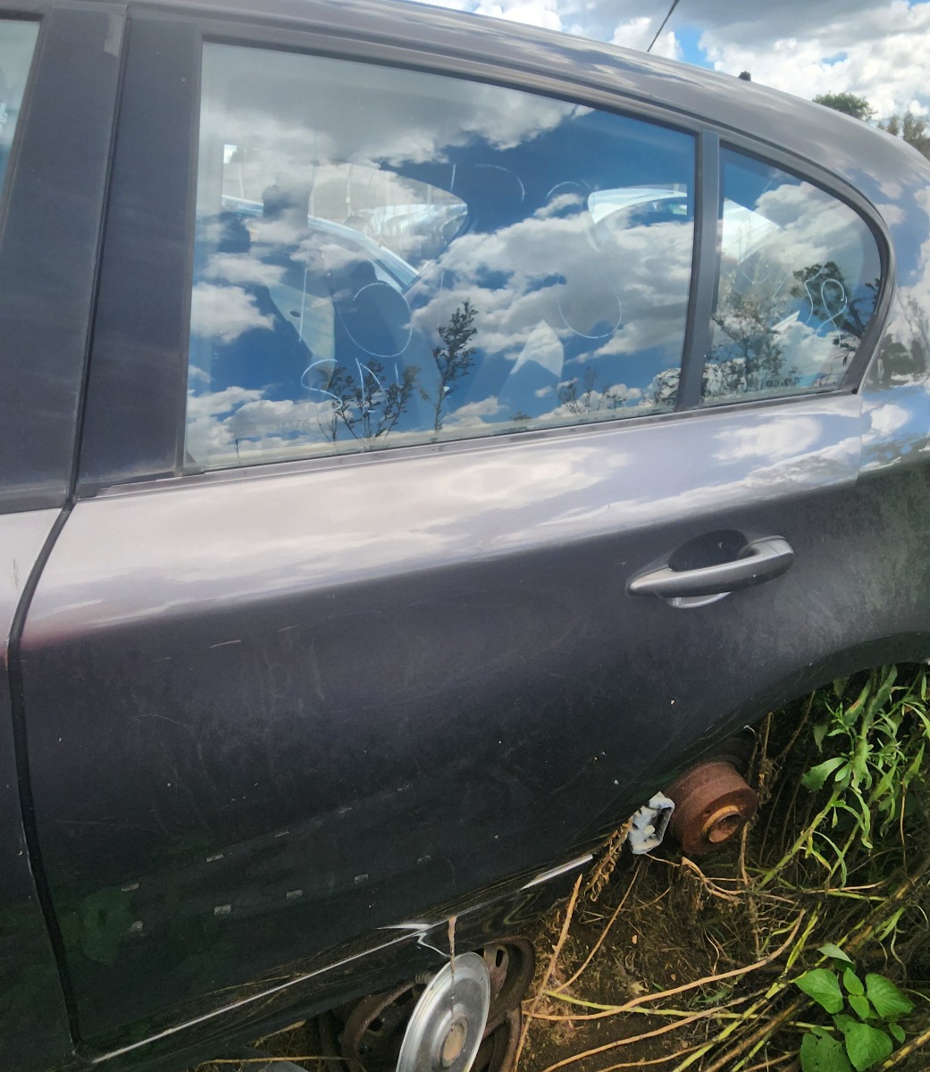 E87 LEFT REAR DOOR (SHELL)