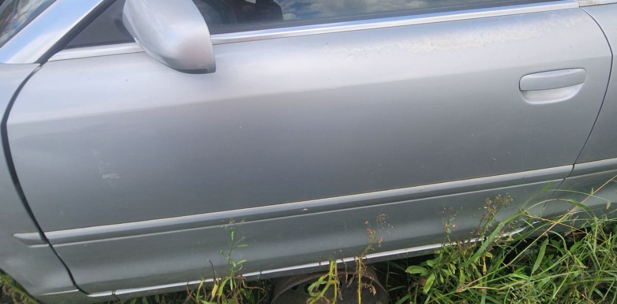 A4 B7 CABRIO LEFT DOOR (SHELL)
