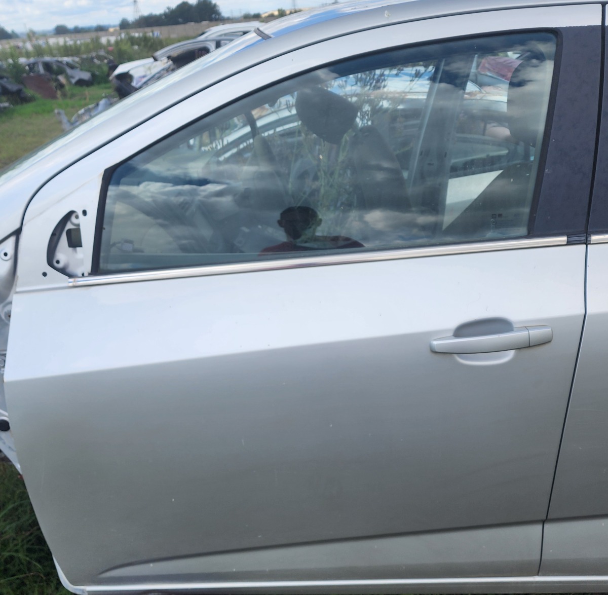 SONIC SEDAN LEFT FRONT DOOR (SHELL)