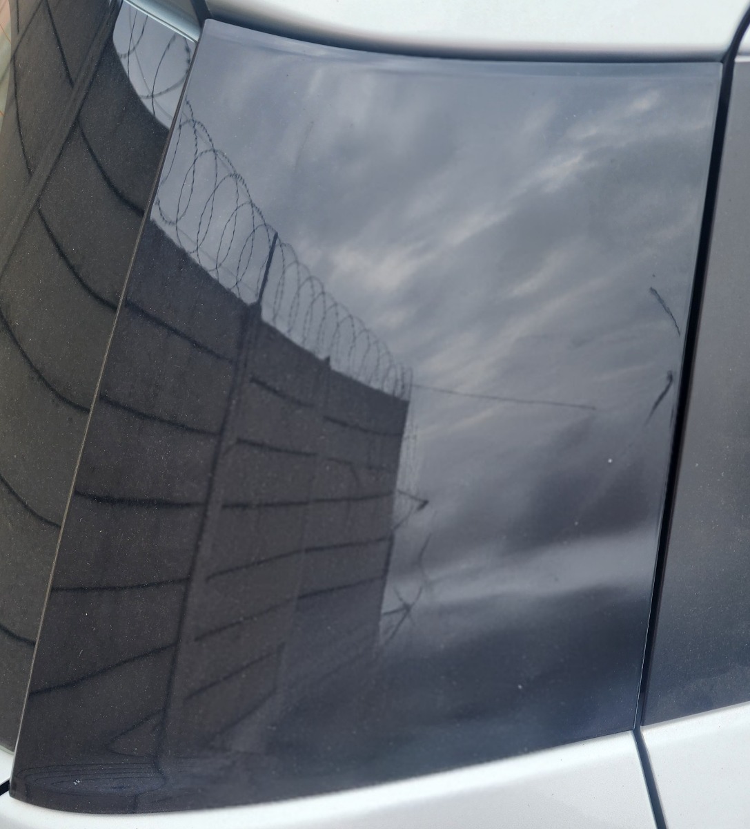 SWIFT RIGHT REAR BODY TRIM