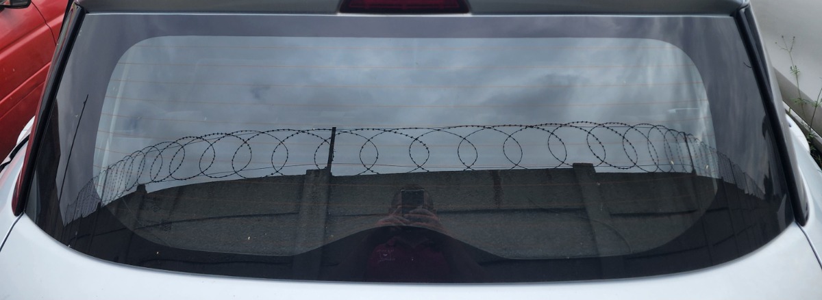 SWIFT TAILGATE GLASS
