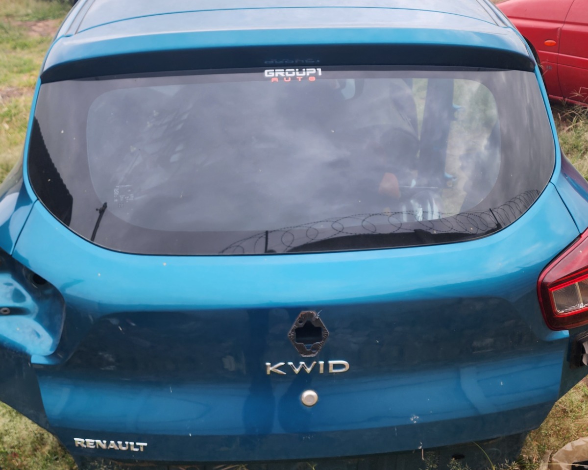 KWID TAILGATE (SHELL)