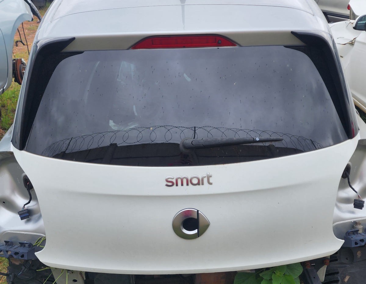 4FOUR TAILGATE (SHELL)