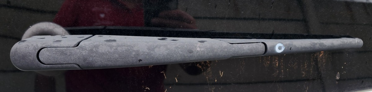 4FOUR TAILGATE WIPER ARM