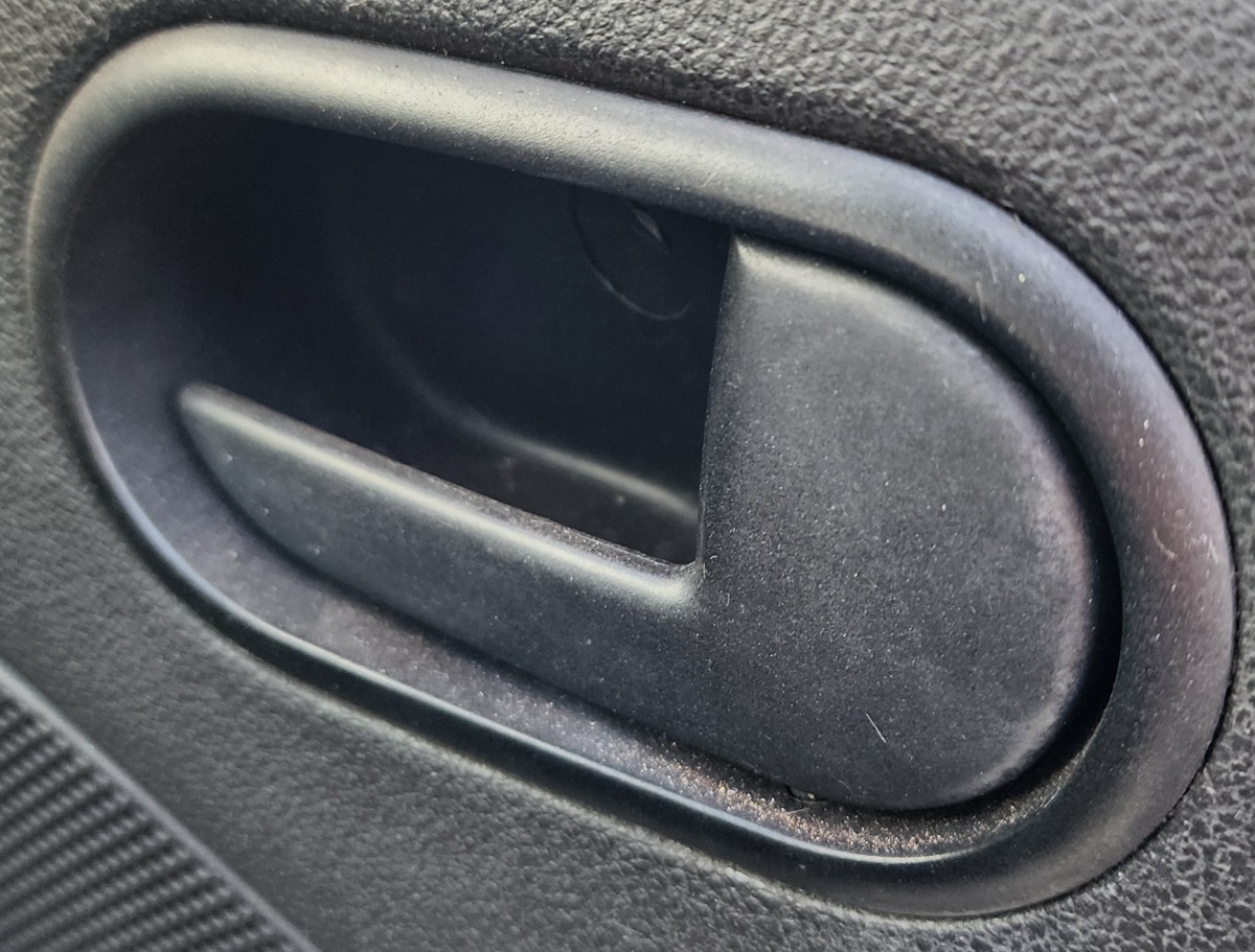 FIGO RIGHT FRONT INNER HANDLE