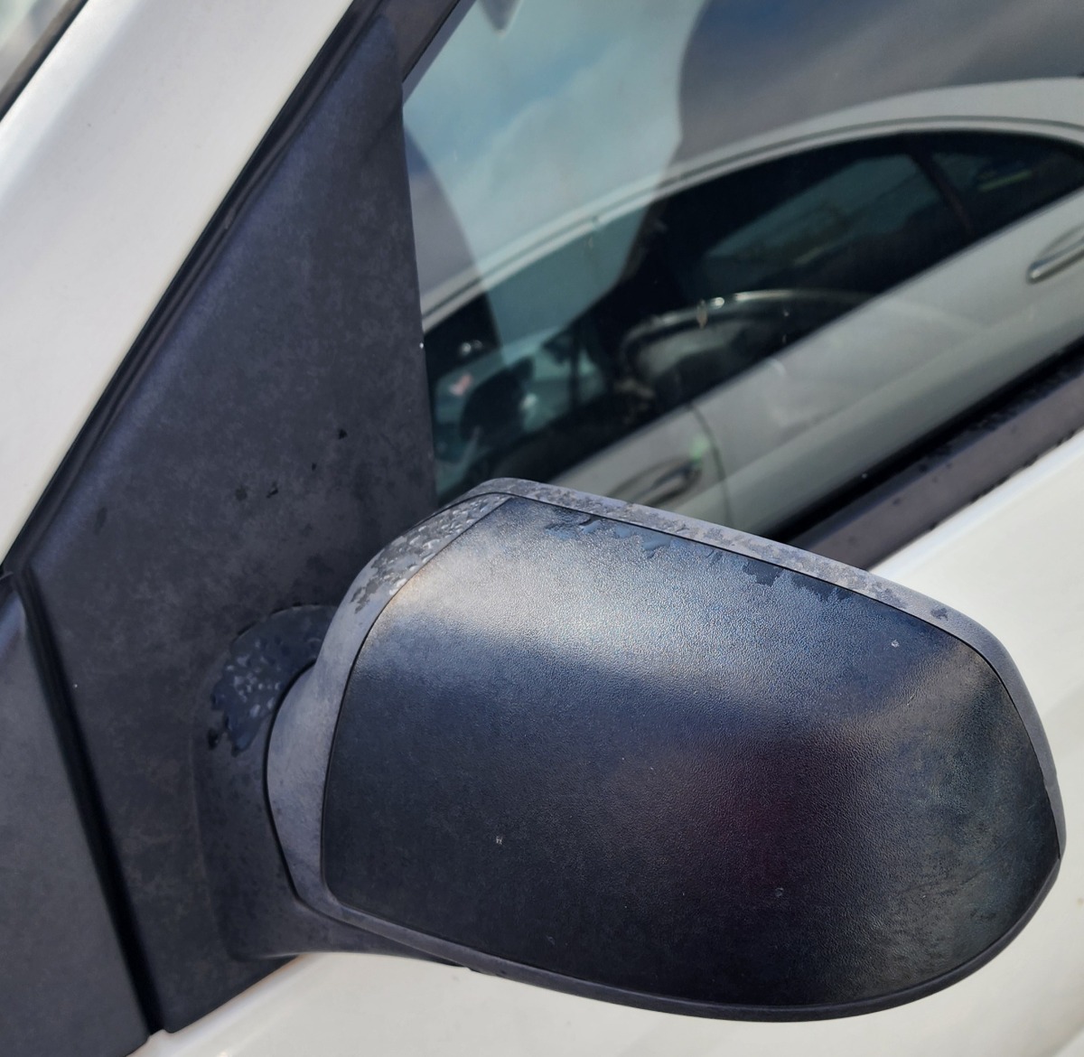 FIGO LEFT DOOR MIRROR