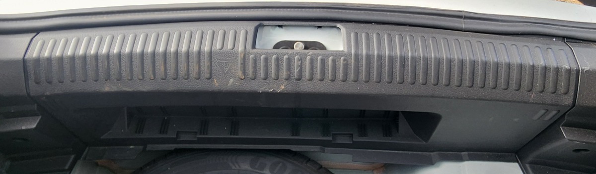POLO MK2 VIVO REAR END PANEL TRIM