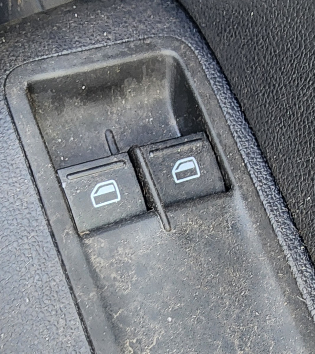 POLO MK2 VIVO DRIVER WINDOW SWITCH