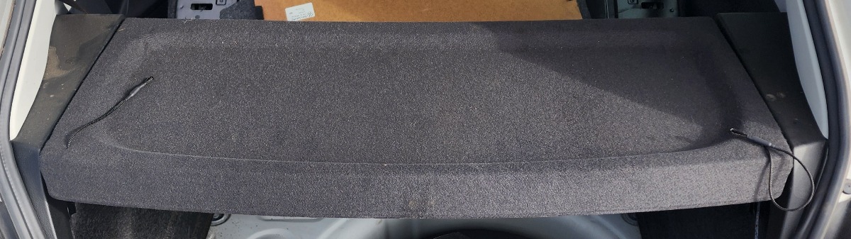 POLO MK2 VIVO PARCEL TRAY