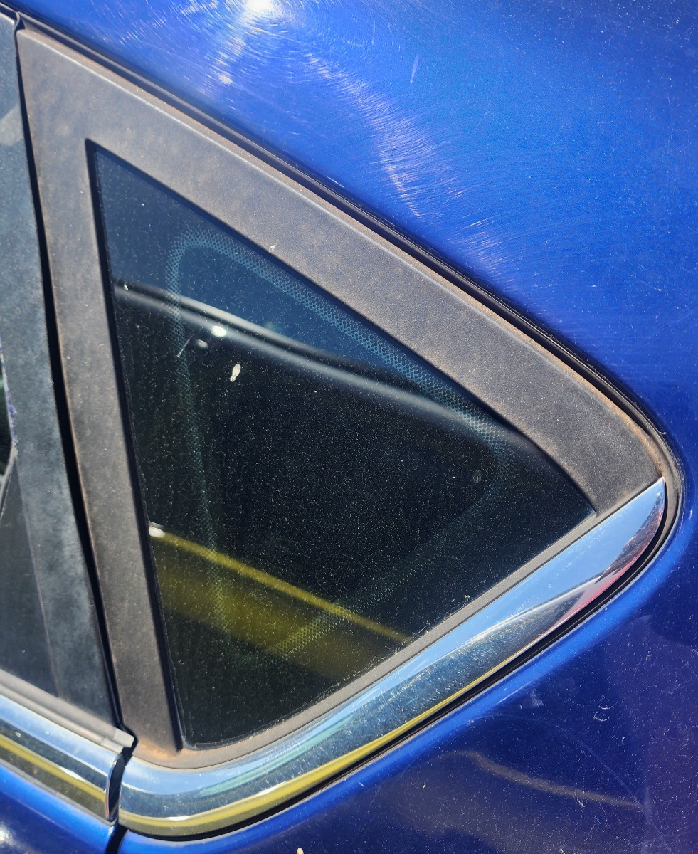 FIESTA ECOBOOST LEFT REAR QUARTER VENT