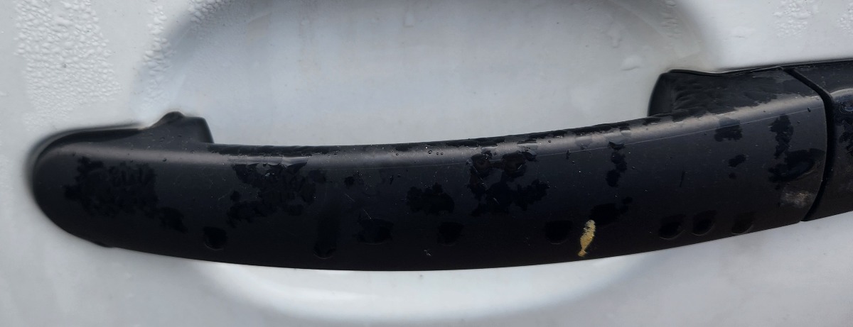 POLO MK2 VIVO LEFT FRONT HANDLE