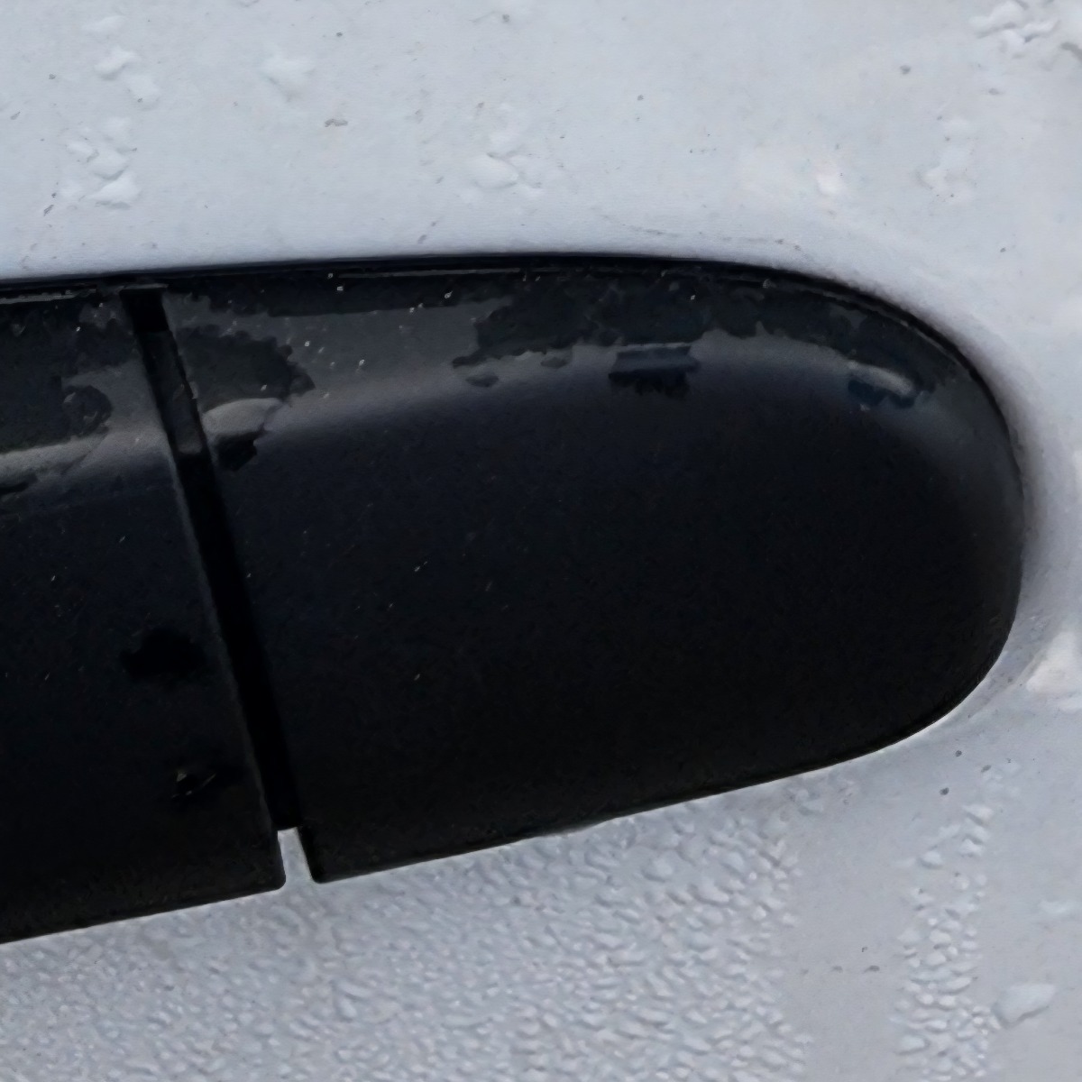 POLO MK2 VIVO LEFT REAR HANDLE END PIECE