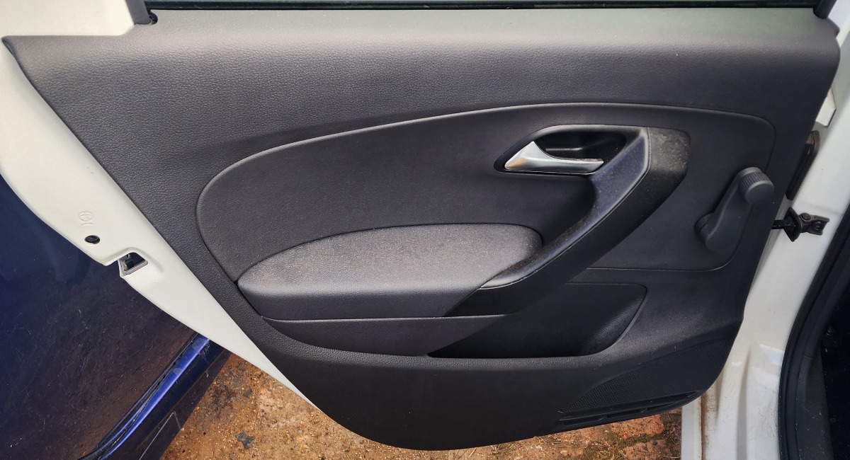 POLO MK2 VIVO LEFT REAR DOOR PANEL