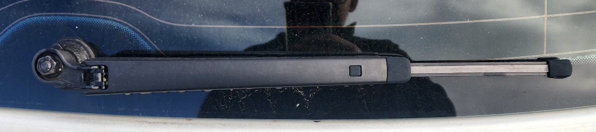 POLO VIVO MK2 REAR WIPER ARM