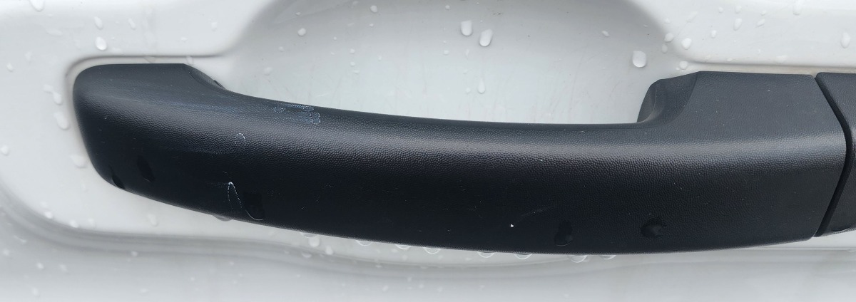 TRAFFIC LEFT REAR OUTER HANDLE