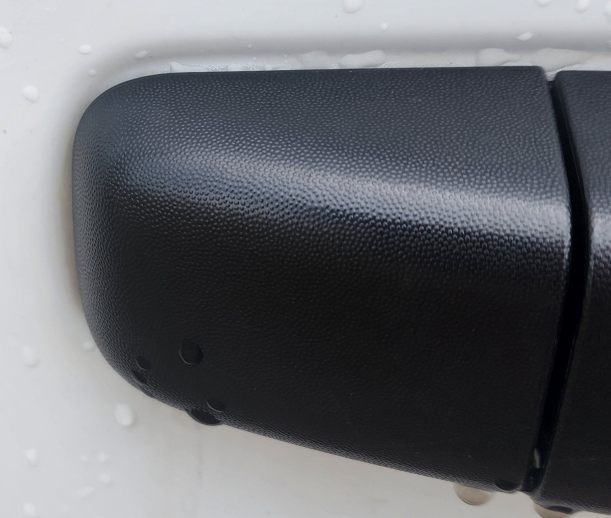 TRAFFIC LEFT SLIDING HANDLE END PIECE