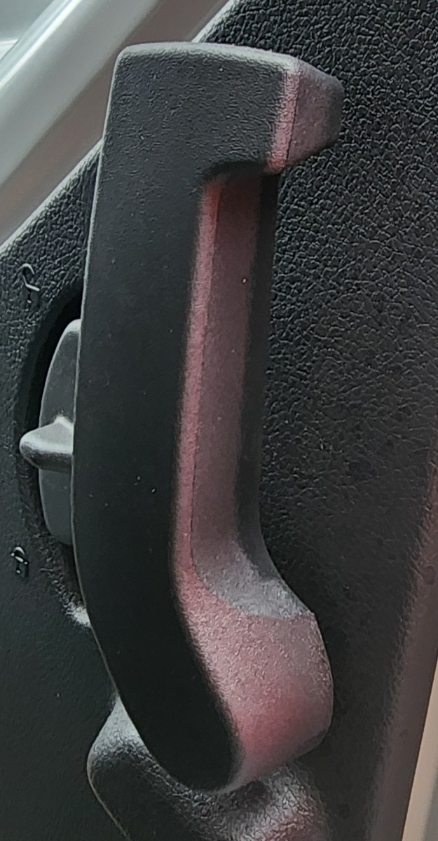 TRAFFIC LEFT INNER SLIDING HANDLE