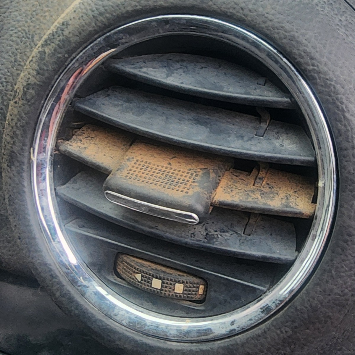 ORLANDO RIGHT DASH VENT
