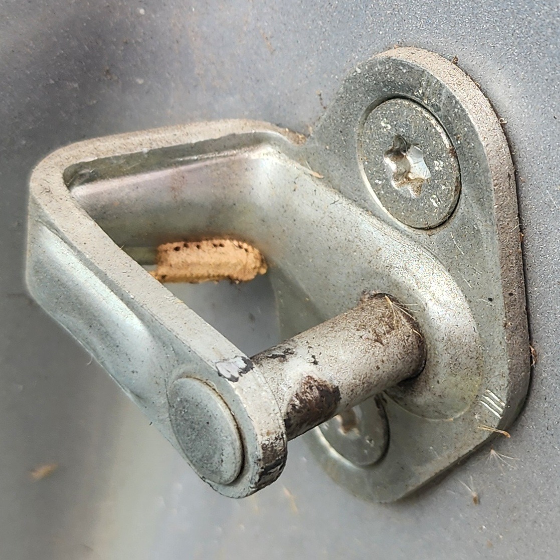 SONIC SEDAN LEFT REAR DOOR STRIKER