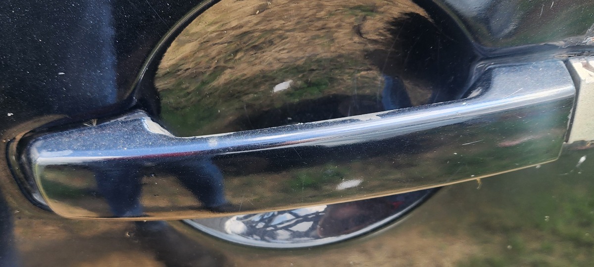 NAVARA LEFT REAR HANDLE