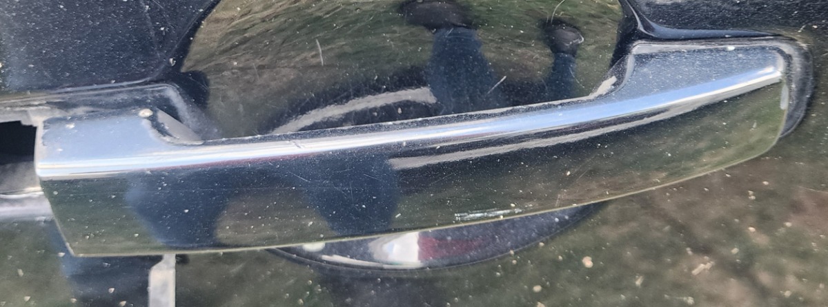 NAVARA RIGHT REAR HANDLE