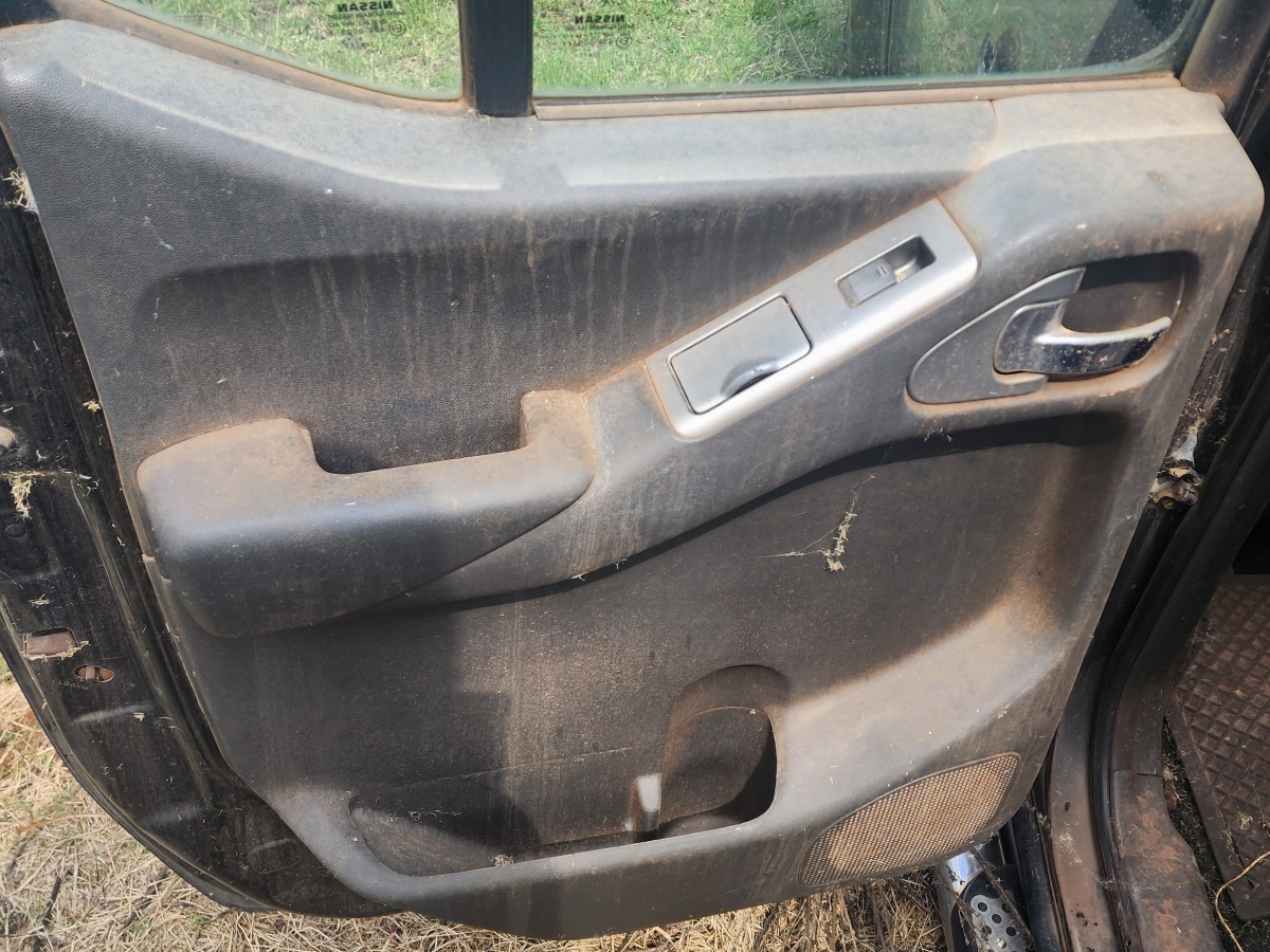 NAVARA LEFT REAR DOOR PANEL