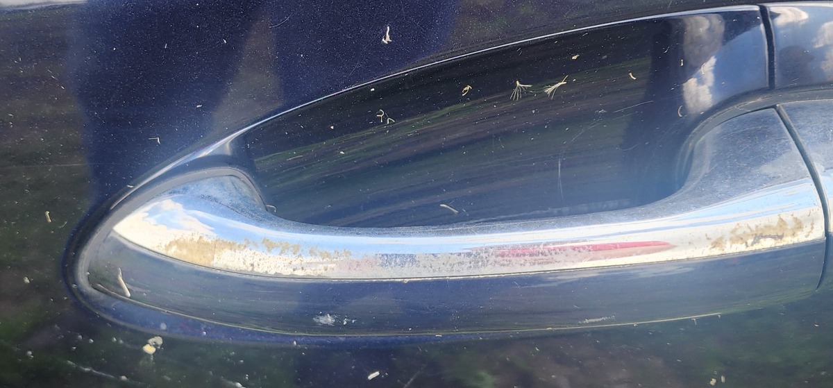 W164 LEFT FRONT HANDLE
