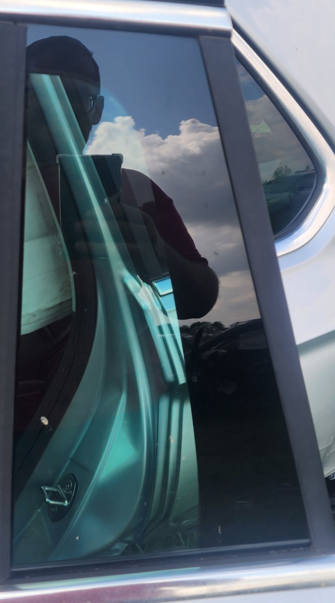TIGUAN LEFT REAR DOOR QUARTER VENT