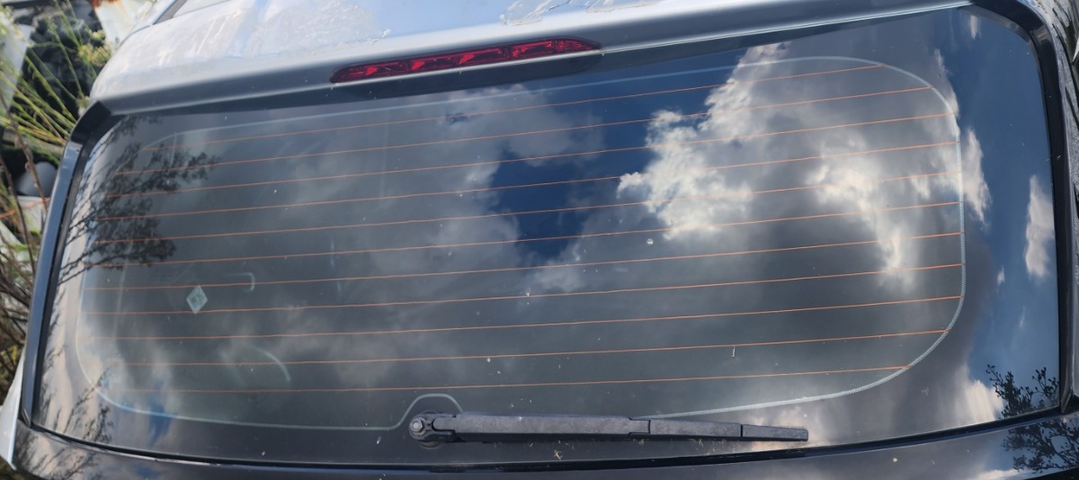 I20 TAILGATE GLASS