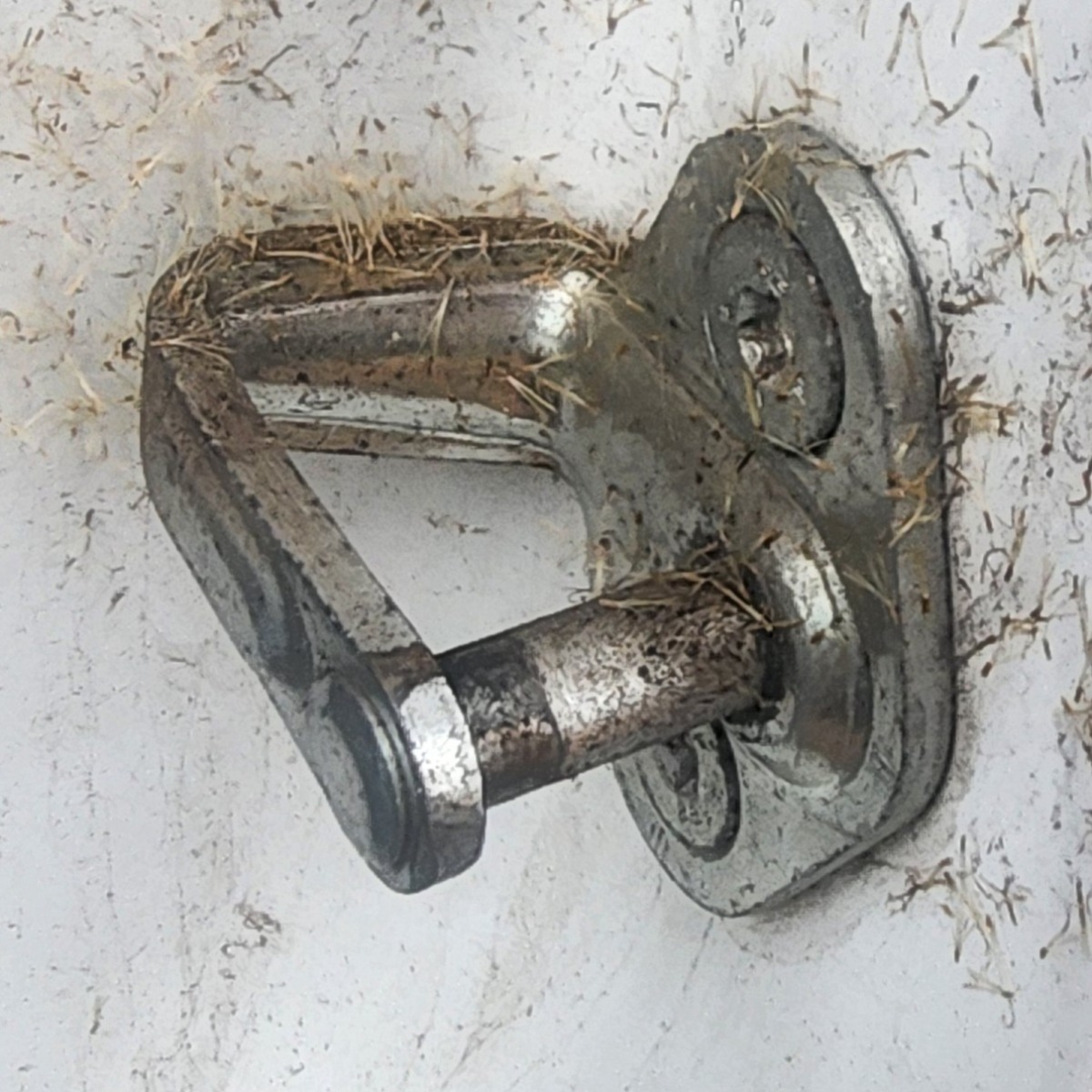 ORLANDO LEFT REAR DOOR STRIKER