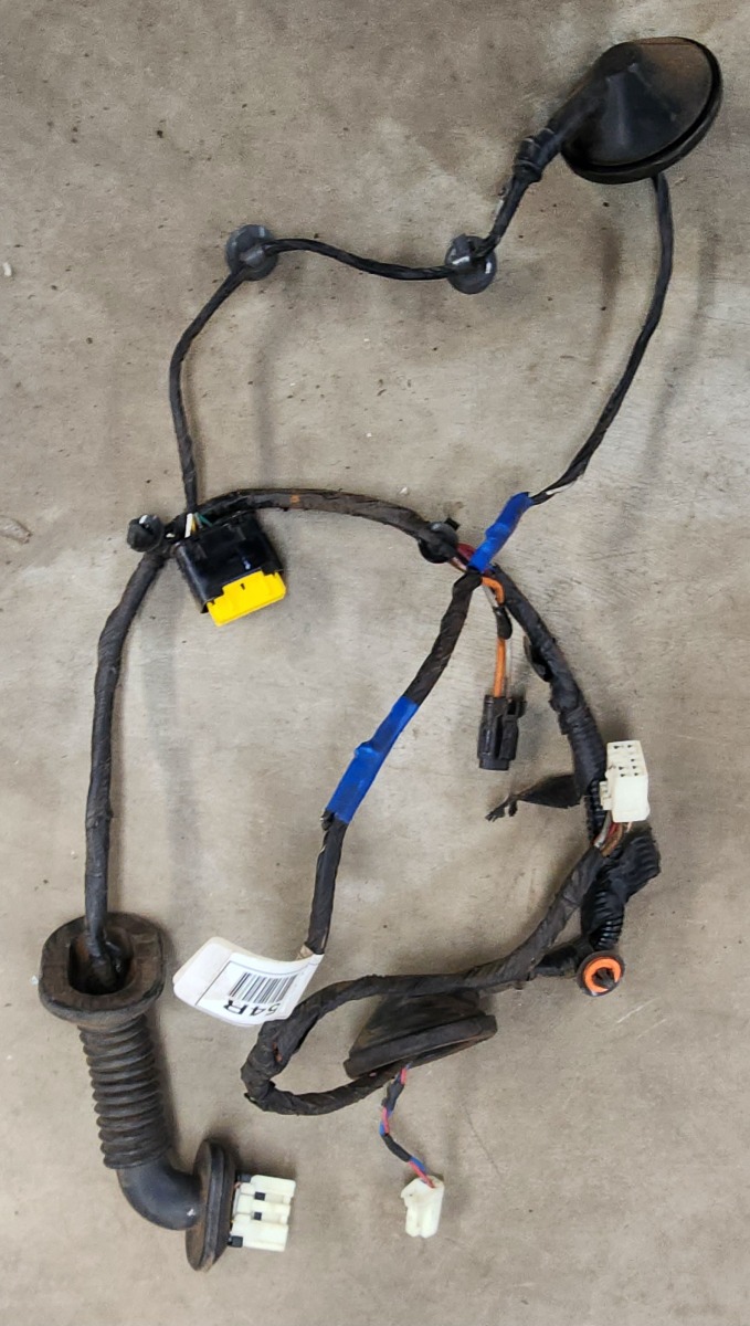 I30 RIGHT REAR DOOR WIRING