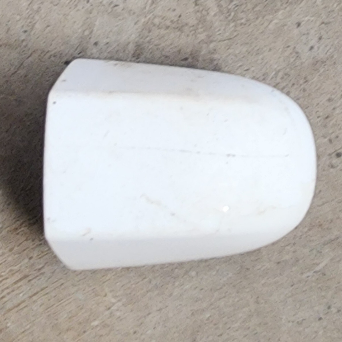 I30 RIGHT REAR HANDLE END PIECE
